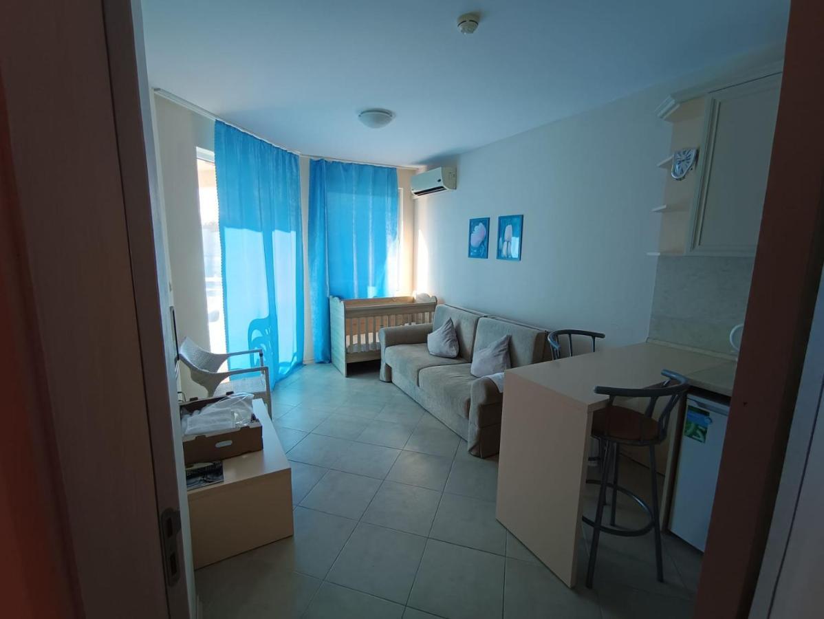 Excellent Apartment In Emberli Aparthotel. Lozenec Kültér fotó