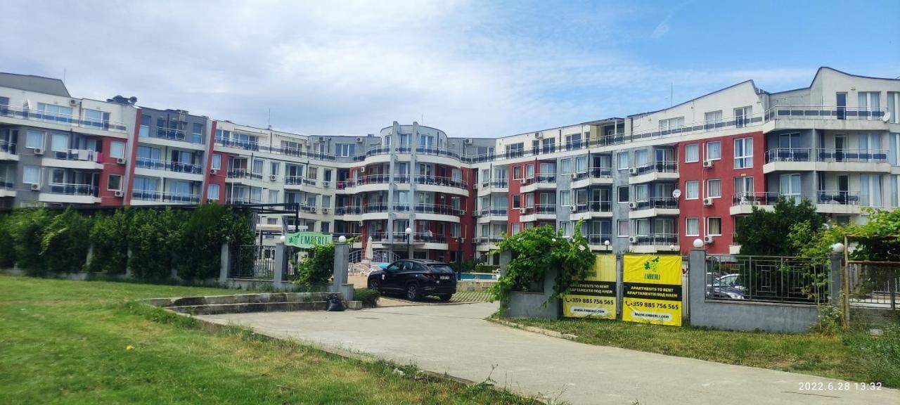 Excellent Apartment In Emberli Aparthotel. Lozenec Kültér fotó