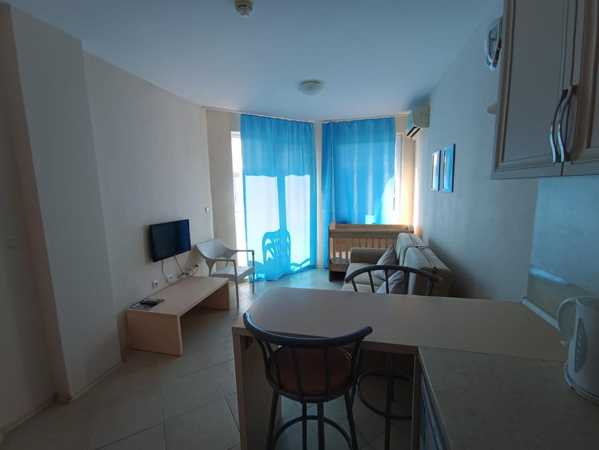 Excellent Apartment In Emberli Aparthotel. Lozenec Kültér fotó